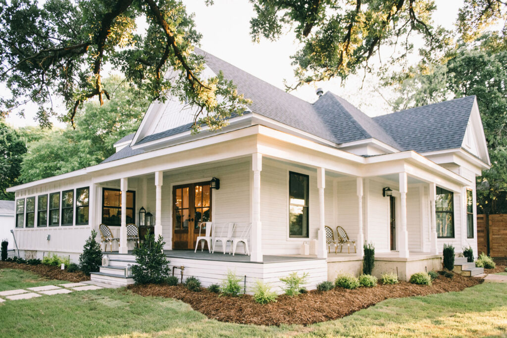 Manor402-SmallWeddingVenue-FarmhouseStyle-AubreyTX